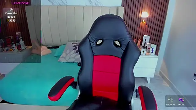 CAMILAGRAY online show from January 19, 2026, 12:42 pm