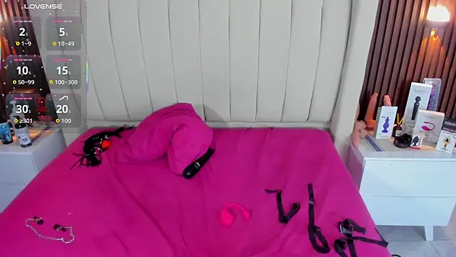 CAMILAGRAY online show from February 12, 2026, 12:38 am