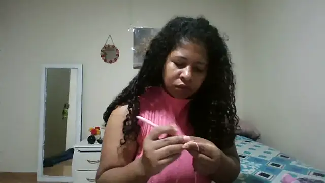 Snapshot of Ivon-09 chatting on May 8, 2026, 11:37 am Ivon-09 online show from May 8, 2026, 11:37 am