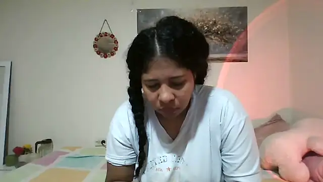 Snapshot of Ivon-09 chatting on May 29, 2026, 12:14 pm Ivon-09 online show from May 29, 2026, 12:14 pm