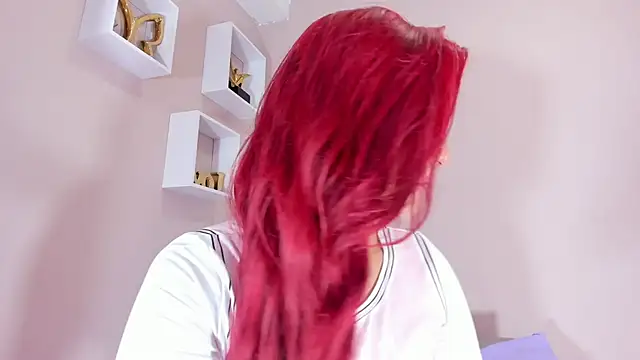 Snapshot of veronica_sinner_ chatting on December 5, 2025, 2:47 pm veronica sinner online show from December 5, 2025, 2:47 pm