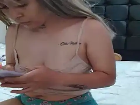 Snapshot of charlotte_slut chatting on February 1, 2025, 3:28 pm charlotte slut online show from February 1, 2025, 3:28 pm