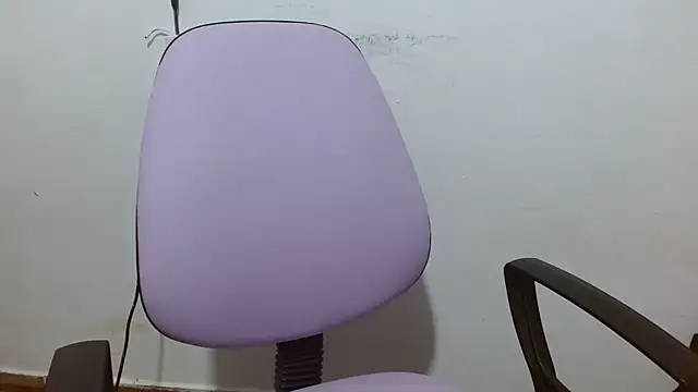 charlotte slut online show from June 25, 2026, 9:58 am
