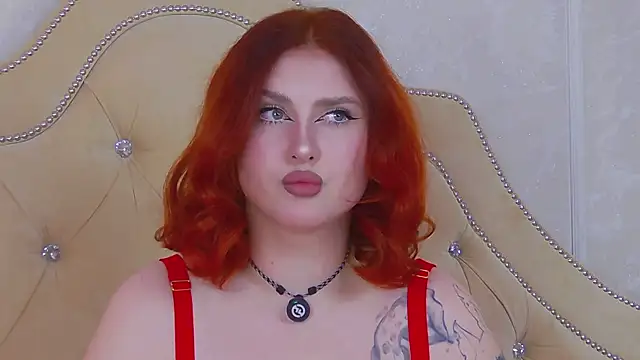 Snapshot of AnnaRichmond chatting on October 16, 2025, 4:24 am AnnaRichmond online show from October 16, 2025, 4:24 am