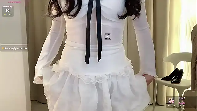 Snapshot of zhuzhu-520- chatting on November 1, 2025, 3:58 pm zhuzhu-520- online show from November 1, 2025, 3:58 pm