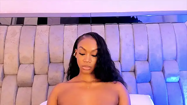 ChaynnaCooper online show from January 25, 2025, 5:51 pm