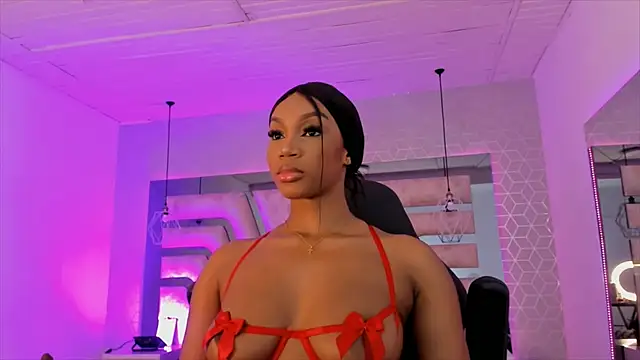 ChaynnaCooper online show from February 14, 2025, 7:54 pm