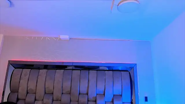 ChaynnaCooper online show from February 20, 2025, 12:15 pm