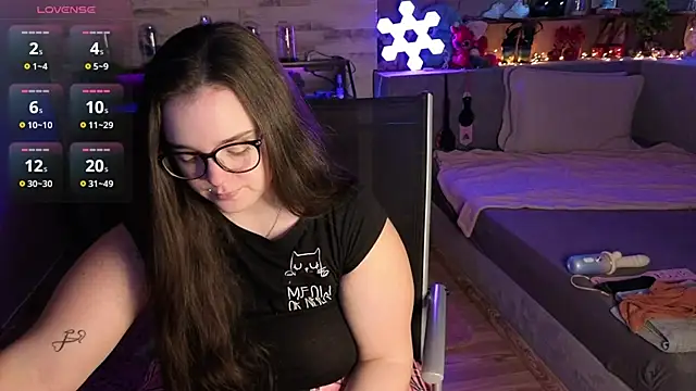 Snapshot of Kimberly-Caprice chatting on February 5, 2026, 7:02 am Kimberly-Caprice online show from February 5, 2026, 7:02 am