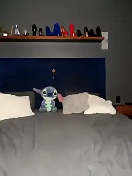 Ursa sexy online show from October 14, 2025, 6:14 am