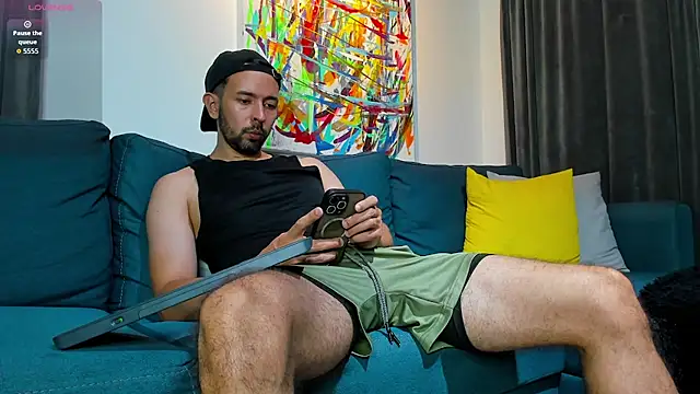 tommy raym0ndg online show from October 27, 2025, 10:47 pm