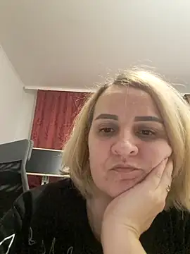 Malichkaanna30 online show from February 11, 2025, 7:48 pm