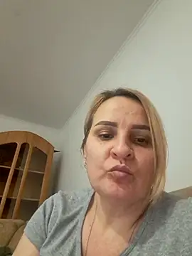 Malichkaanna30 online show from February 21, 2025, 4:16 pm