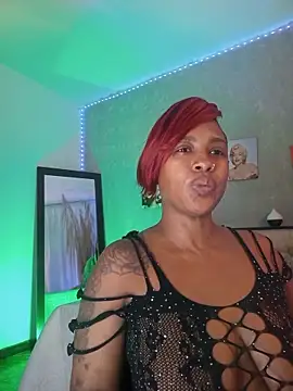 nahiarapalmer19 online show from September 24, 2025, 11:30 pm