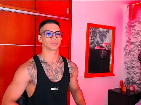 Aaron Toy online show from January 5, 2026, 8:12 pm