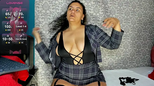 valeria rivera1 online show from April 15, 2026, 7:10 pm