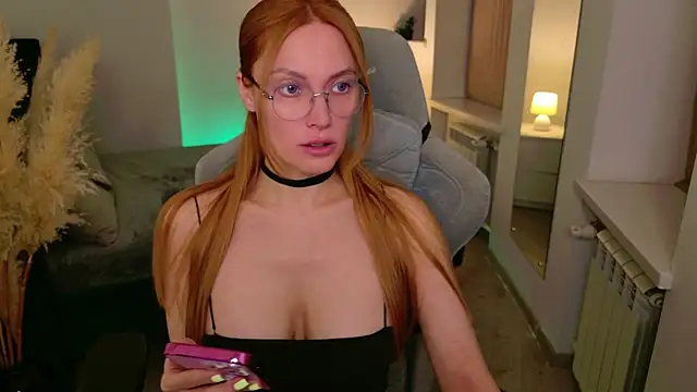 Love Call online show from October 11, 2025, 5:17 am