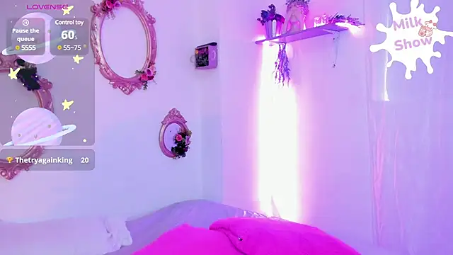 Snapshot of danna_uwu_ chatting on February 4, 2025, 8:17 pm danna uwu online show from February 4, 2025, 8:17 pm