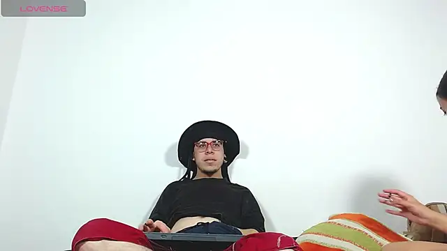 Snapshot of Hot_Teens69 chatting on December 28, 2024, 11:05 pm Hot Teens69 online show from December 28, 2024, 11:05 pm