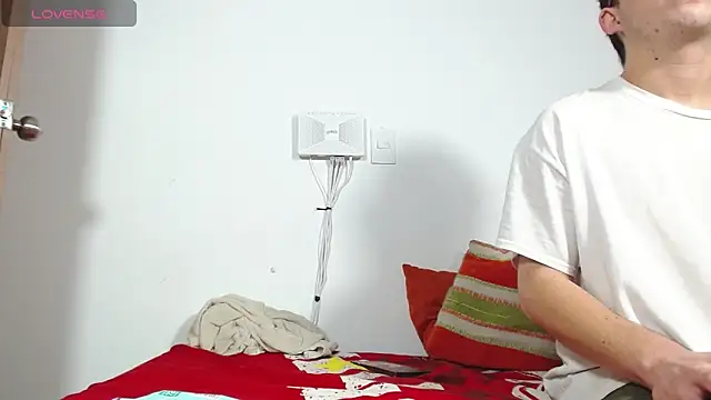 Snapshot of Hot_Teens69 chatting on January 21, 2025, 8:43 pm Hot Teens69 online show from January 21, 2025, 8:43 pm