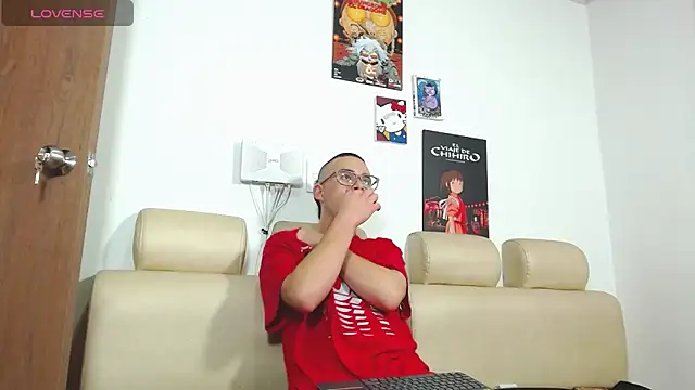 Snapshot of Hot_Teens69 chatting on March 13, 2025, 12:48 am Hot Teens69 online show from March 13, 2025, 12:48 am