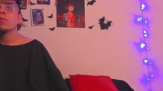 Snapshot of Hot_Teens69 chatting on October 16, 2025, 3:40 am Hot Teens69 online show from October 16, 2025, 3:40 am