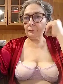 Snapshot of IrinaSweet54 chatting on November 13, 2025, 10:36 am IrinaSweet54 online show from November 13, 2025, 10:36 am