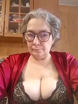 Snapshot of IrinaSweet54 chatting on November 16, 2025, 8:20 am IrinaSweet54 online show from November 16, 2025, 8:20 am