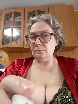 IrinaSweet54 online show from June 5, 2026, 8:09 am