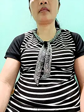 Lovepussyhair online show from March 1, 2026, 9:39 pm