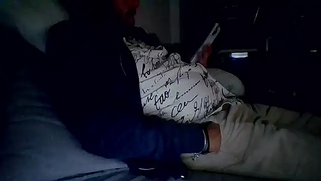 bobotatto online show from May 7, 2026, 1:44 am