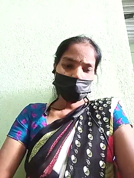 Snapshot of anusiya01 chatting on February 19, 2025, 3:28 am anusiya01 online show from February 19, 2025, 3:28 am