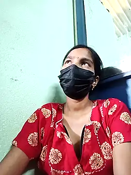 Snapshot of anusiya01 chatting on March 10, 2025, 6:16 am anusiya01 online show from March 10, 2025, 6:16 am