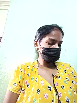 Snapshot of anusiya01 chatting on March 17, 2025, 3:36 am anusiya01 online show from March 17, 2025, 3:36 am