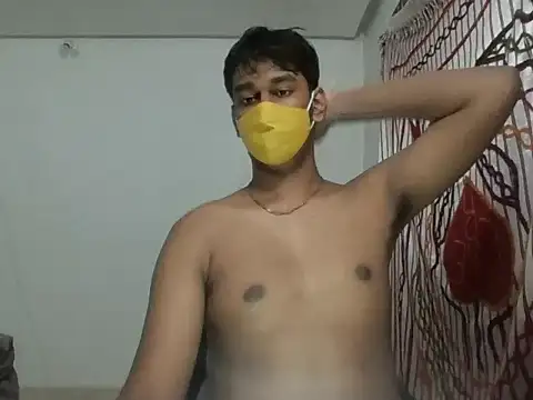 Snapshot of brownguy1234 chatting on December 4, 2024, 4:16 pm brownguy1234 online show from December 4, 2024, 4:16 pm