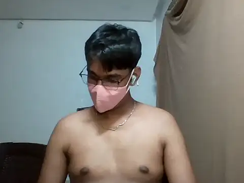 Snapshot of brownguy1234 chatting on March 20, 2025, 5:25 pm brownguy1234 online show from March 20, 2025, 5:25 pm