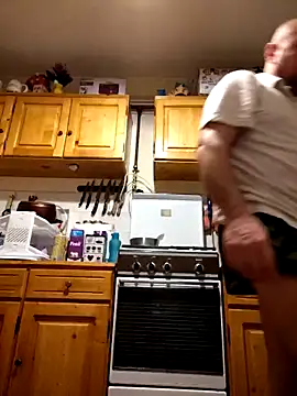 Snapshot of intx800 chatting on December 11, 2024, 3:13 am intx800 online show from December 11, 2024, 3:13 am