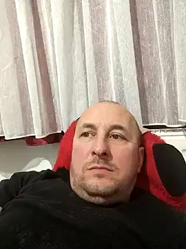 Snapshot of intx800 chatting on December 17, 2024, 4:32 pm intx800 online show from December 17, 2024, 4:32 pm