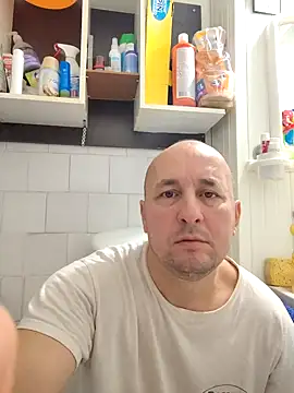 Snapshot of intx800 chatting on December 20, 2024, 3:25 am intx800 online show from December 20, 2024, 3:25 am