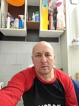 Snapshot of intx800 chatting on December 31, 2024, 7:31 am intx800 online show from December 31, 2024, 7:31 am