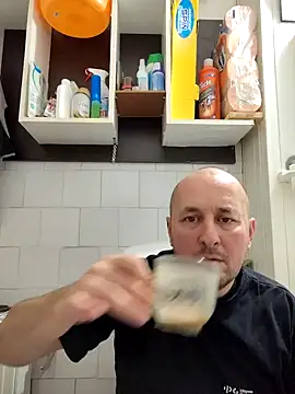 Snapshot of intx800 chatting on January 21, 2025, 4:27 pm intx800 online show from January 21, 2025, 4:27 pm