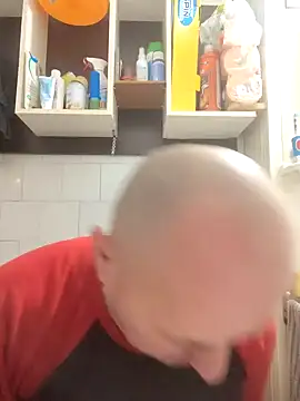 Snapshot of intx800 chatting on February 10, 2025, 3:24 am intx800 online show from February 10, 2025, 3:24 am