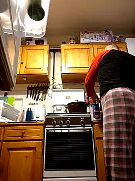 Snapshot of intx800 chatting on February 13, 2025, 3:07 am intx800 online show from February 13, 2025, 3:07 am