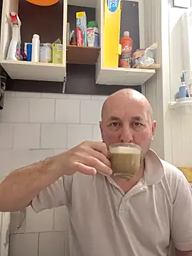 Snapshot of intx800 chatting on March 11, 2025, 3:16 am intx800 online show from March 11, 2025, 3:16 am