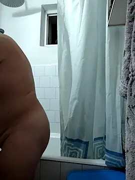 Snapshot of intx800 chatting on September 9, 2025, 2:22 am intx800 online show from September 9, 2025, 2:22 am