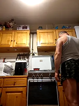 Snapshot of intx800 chatting on October 10, 2025, 2:10 am intx800 online show from October 10, 2025, 2:10 am