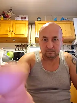 Snapshot of intx800 chatting on October 11, 2025, 4:33 am intx800 online show from October 11, 2025, 4:33 am