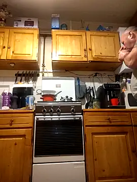 Snapshot of intx800 chatting on December 2, 2025, 3:12 am intx800 online show from December 2, 2025, 3:12 am