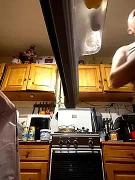 Snapshot of intx800 chatting on December 15, 2025, 3:11 am intx800 online show from December 15, 2025, 3:11 am