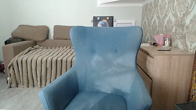 Snapshot of Mallinia chatting on January 18, 2026, 10:41 am Mallinia online show from January 18, 2026, 10:41 am